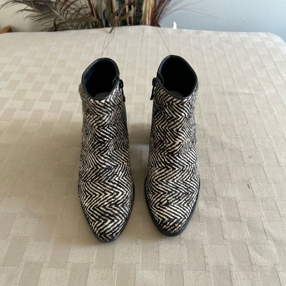 Freda Salvador Leather & Ponyhair chevron Print Ankle Booties - Picture 3 of 11